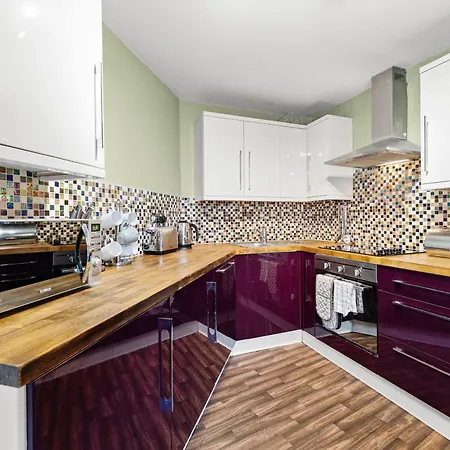 The Penthouse On Bristols Iconic Harbourside ブリストル