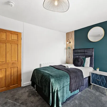 The Penthouse On Bristols Iconic Harbourside