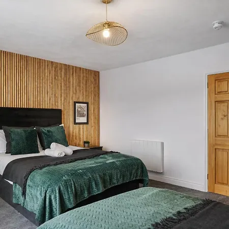 The Penthouse On Bristols Iconic Harbourside