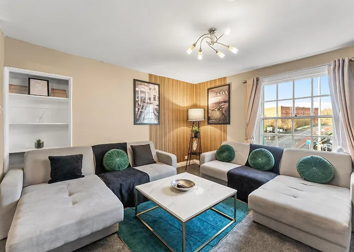 The Penthouse On Bristols Iconic Harbourside