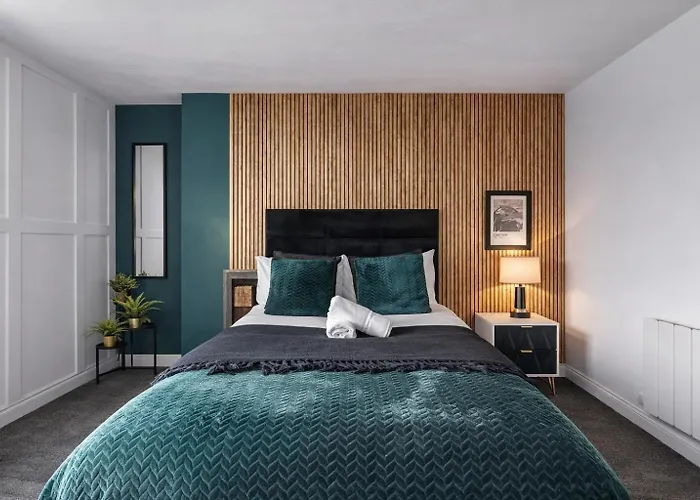 The Penthouse On Bristols Iconic Harbourside *